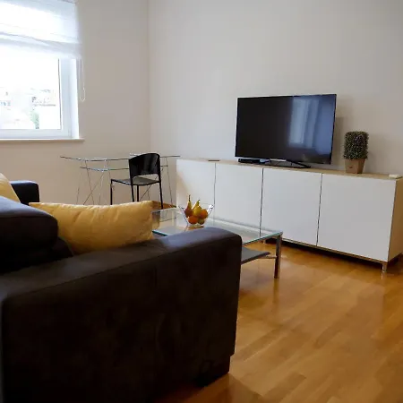 Furioso Apartment Split