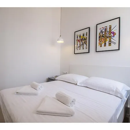Furioso Apartment Split