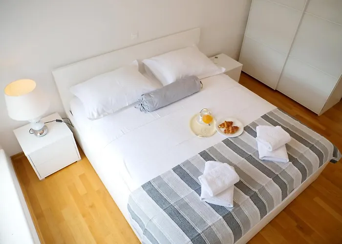 富力奥索公寓 *